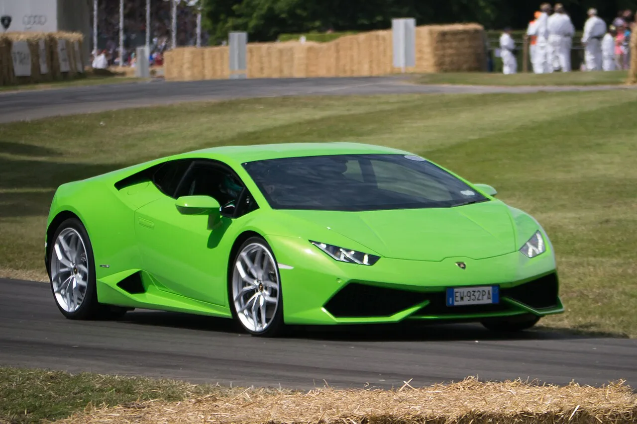 Lamborghini Huracan model reference photo; not the listed vehicle